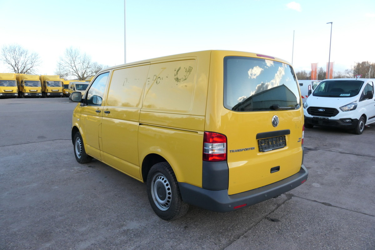 VW T5 Transporter 2.0 TDI PARKTRONIK 2xSCHIEBETÜR - Furgoneta pequeña: foto 4 VW T5 Transporter 2.0 TDI PARKTRONIK 2xSCHIEBETÜR - Furgoneta pequeña: foto 4