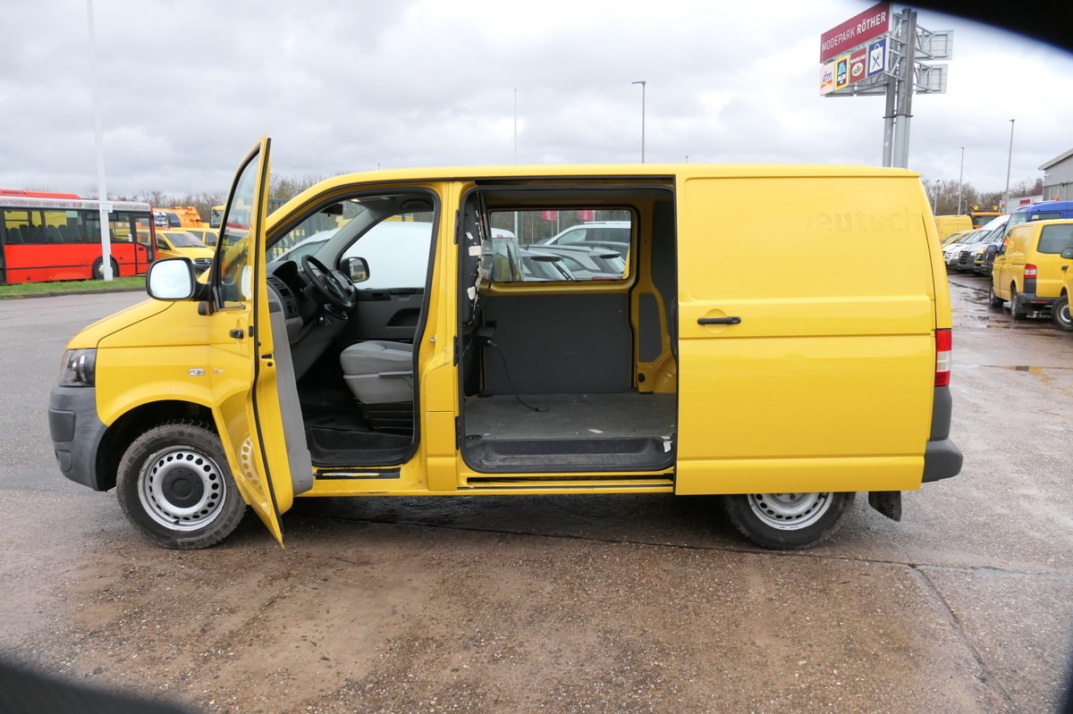 Furgoneta pequeña VW T5 Transporter 2.0 TDI PARKTRONIK EURO-5 2xSCHIE: foto 8 Furgoneta pequeña VW T5 Transporter 2.0 TDI PARKTRONIK EURO-5 2xSCHIE: foto 8