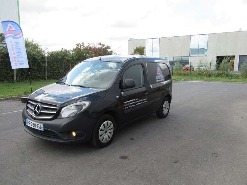 Furgón Mercedes-Benz Citan 111: foto 11