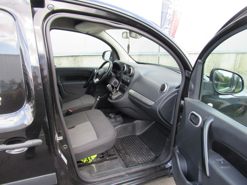 Furgón Mercedes-Benz Citan 111: foto 13