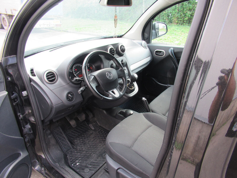 Furgón Mercedes-Benz Citan 111: foto 14