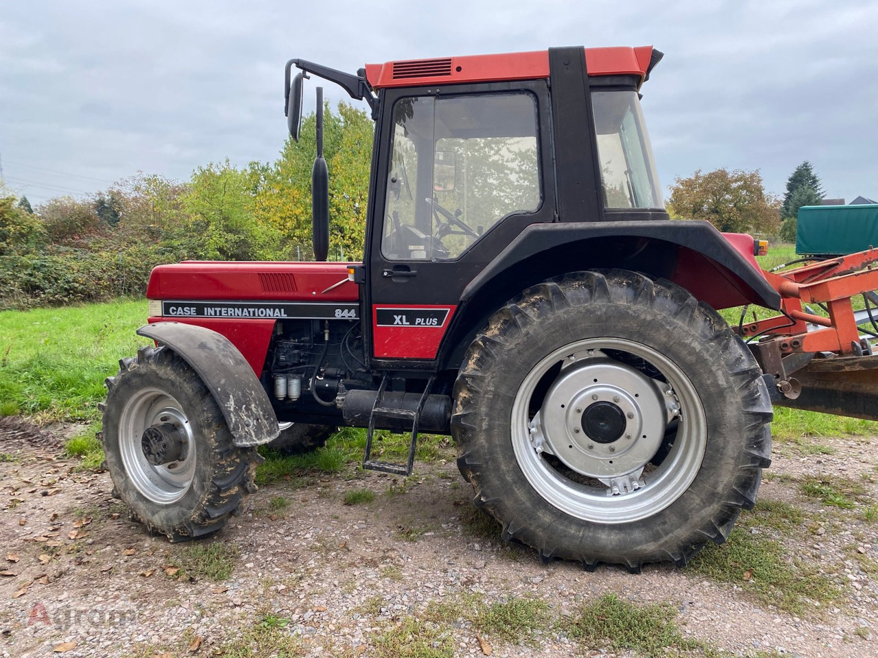 Case IH 844 A - Tractor: foto 2 Case IH 844 A - Tractor: foto 2