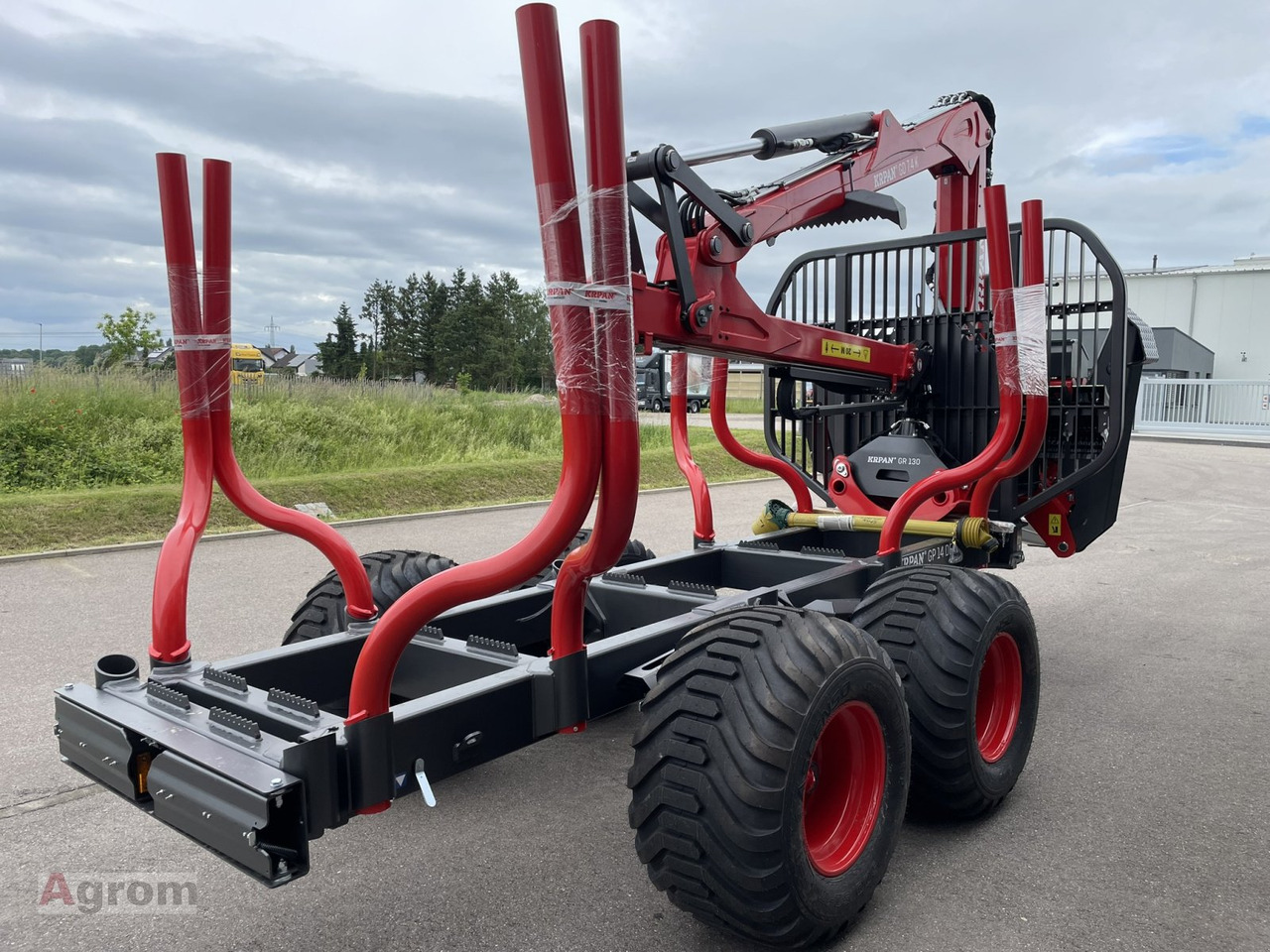 Krpan GP 14 DF + Kran 7,4 K - Remolque forestal: foto 5 Krpan GP 14 DF + Kran 7,4 K - Remolque forestal: foto 5