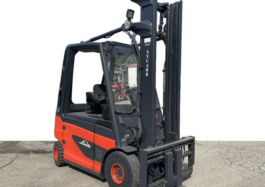 Linde E 25 -387 (Batteria NUOVA) - Carretilla elevadora eléctrica: foto 1 Linde E 25 -387 (Batteria NUOVA) - Carretilla elevadora eléctrica: foto 1