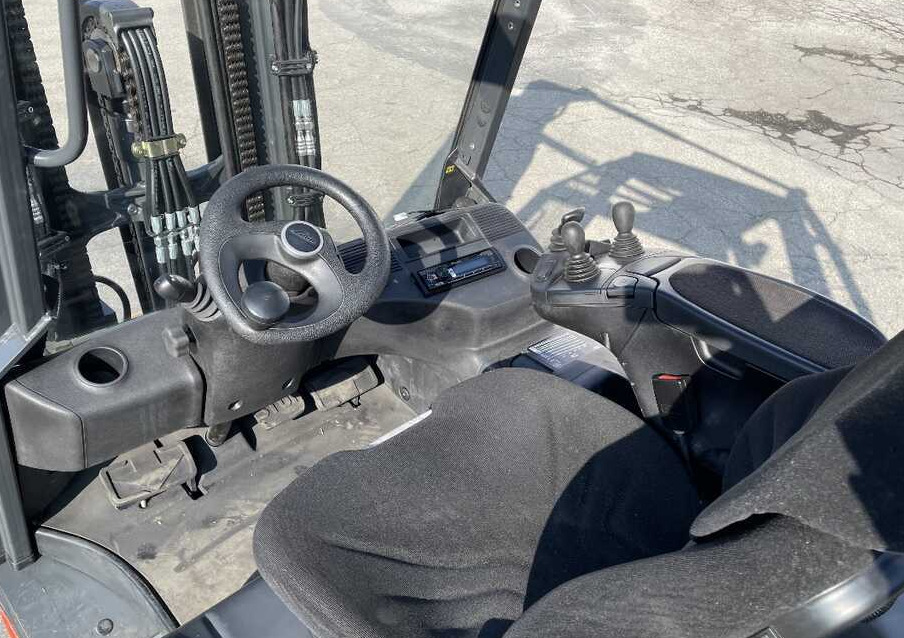 Linde E 30 L (batt. 2020) - Carretilla elevadora eléctrica: foto 2 Linde E 30 L (batt. 2020) - Carretilla elevadora eléctrica: foto 2