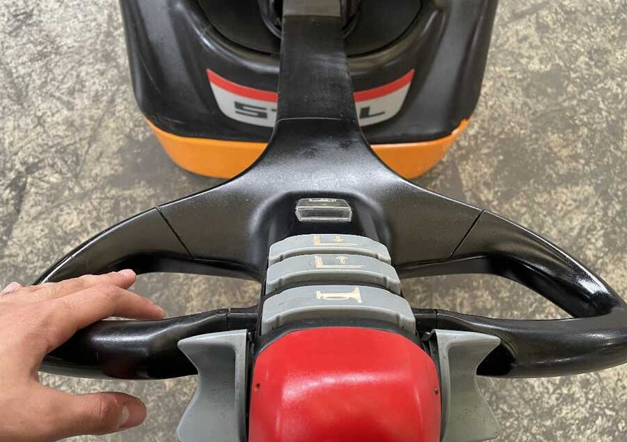 Still ECU 16 - Transpaleta: foto 5 Still ECU 16 - Transpaleta: foto 5