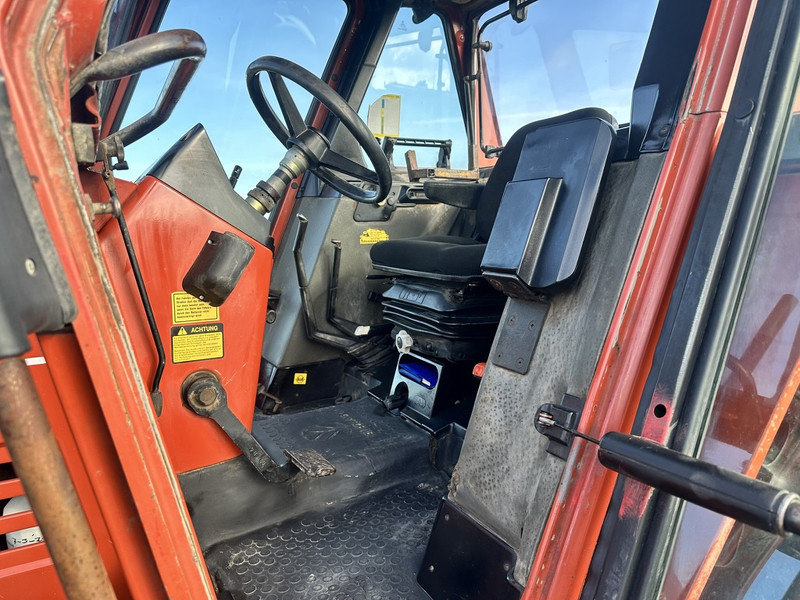 New Holland 100-90 DT - Tractor: foto 5 New Holland 100-90 DT - Tractor: foto 5