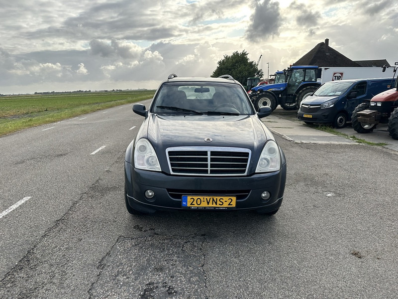 SsangYong RX270 XDI - Furgón: foto 2 SsangYong RX270 XDI - Furgón: foto 2