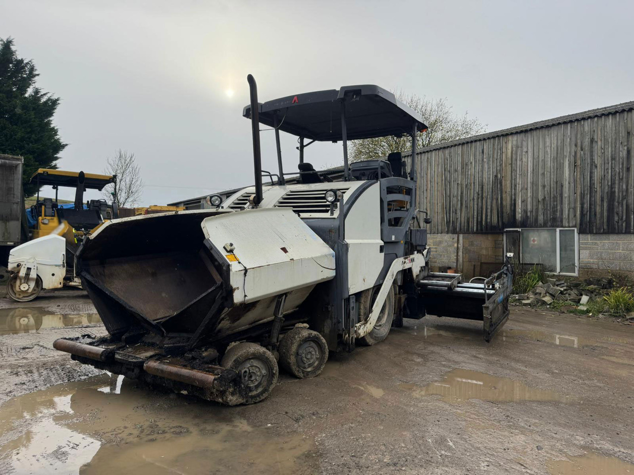 Ammann AFW 700-3 - Pavimentadora de asfalto: foto 2 Ammann AFW 700-3 - Pavimentadora de asfalto: foto 2