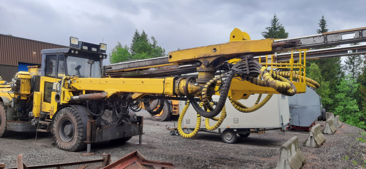 Atlas Copco E2C-C30 - Perforadora direccional horizontal: foto 2 Atlas Copco E2C-C30 - Perforadora direccional horizontal: foto 2