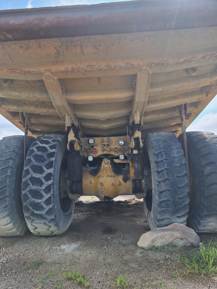 Caterpillar 777C - Dúmper: foto 4 Caterpillar 777C - Dúmper: foto 4