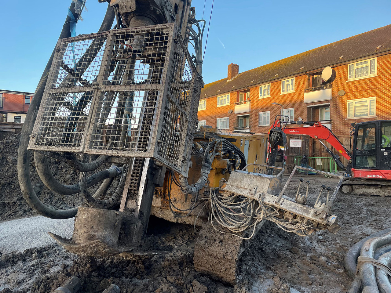 Klemm KR 709-2 - Martillo de hinca de pilotes: foto 4 Klemm KR 709-2 - Martillo de hinca de pilotes: foto 4