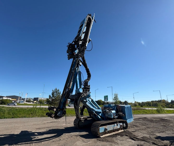 Klemm KR 807-7F - Martillo de hinca de pilotes: foto 3 Klemm KR 807-7F - Martillo de hinca de pilotes: foto 3