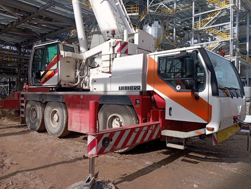Liebherr LTM 1055-3.2 - Autogrúa: foto 2 Liebherr LTM 1055-3.2 - Autogrúa: foto 2