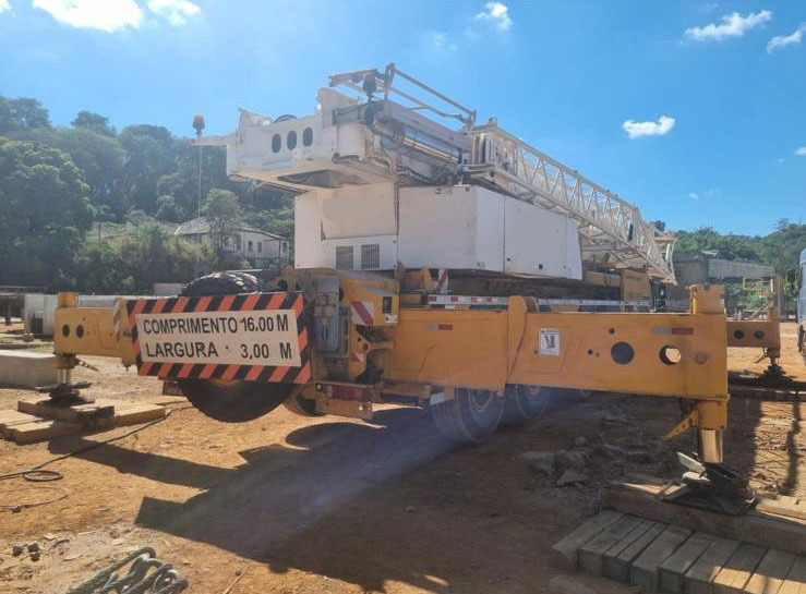 Autogrúa Liebherr LTM 1220: foto 6 Autogrúa Liebherr LTM 1220: foto 6