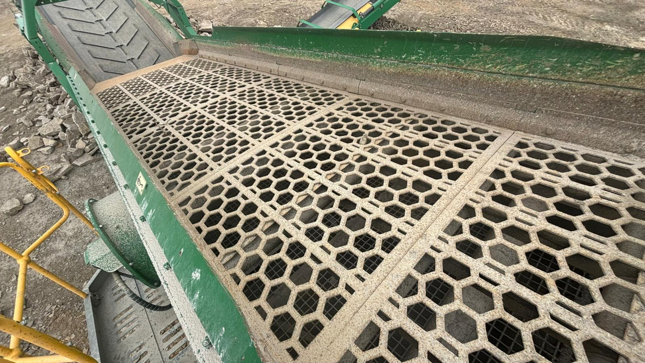 McCloskey R230 - Cribadora: foto 5 McCloskey R230 - Cribadora: foto 5