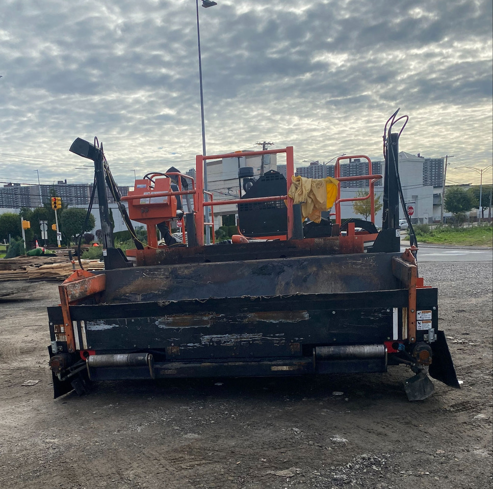 Midland SPD-10 - Pavimentadora de asfalto: foto 4 Midland SPD-10 - Pavimentadora de asfalto: foto 4