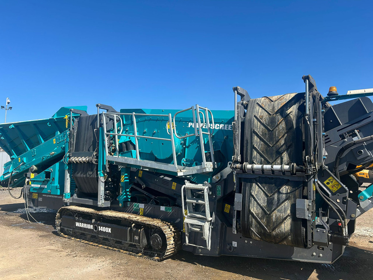 Powerscreen Warrior 1400x - Cribadora: foto 1 Powerscreen Warrior 1400x - Cribadora: foto 1