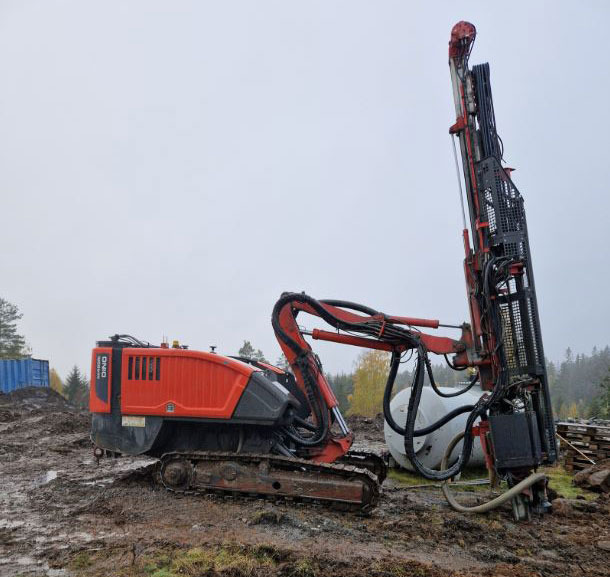 Sandvik Dino DC400Ri - Perforadora: foto 2 Sandvik Dino DC400Ri - Perforadora: foto 2
