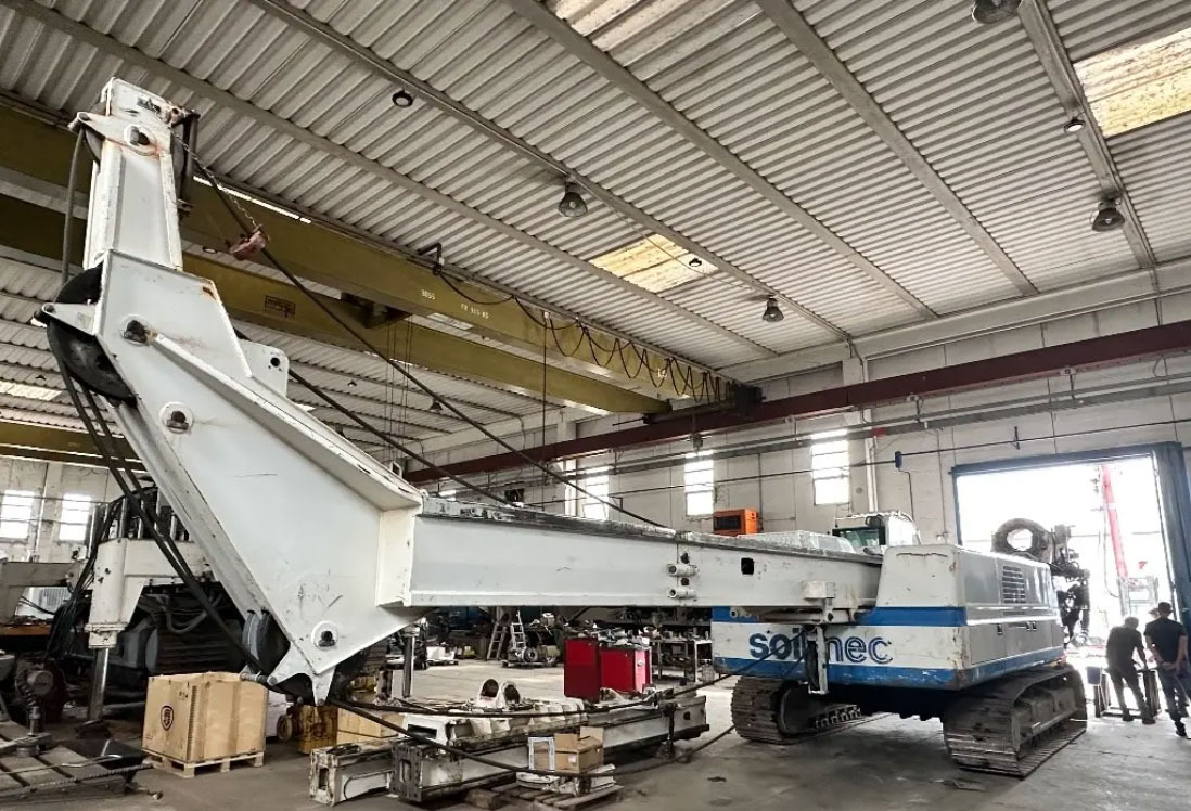 Soilmec SR-30 - Martillo de hinca de pilotes: foto 4 Soilmec SR-30 - Martillo de hinca de pilotes: foto 4