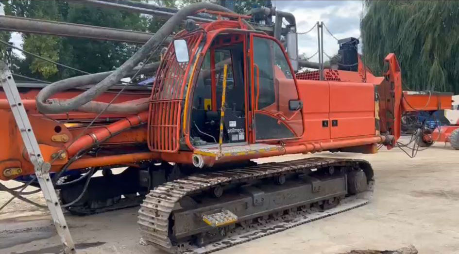 Soilmec SR-30 - Martillo de hinca de pilotes: foto 2 Soilmec SR-30 - Martillo de hinca de pilotes: foto 2