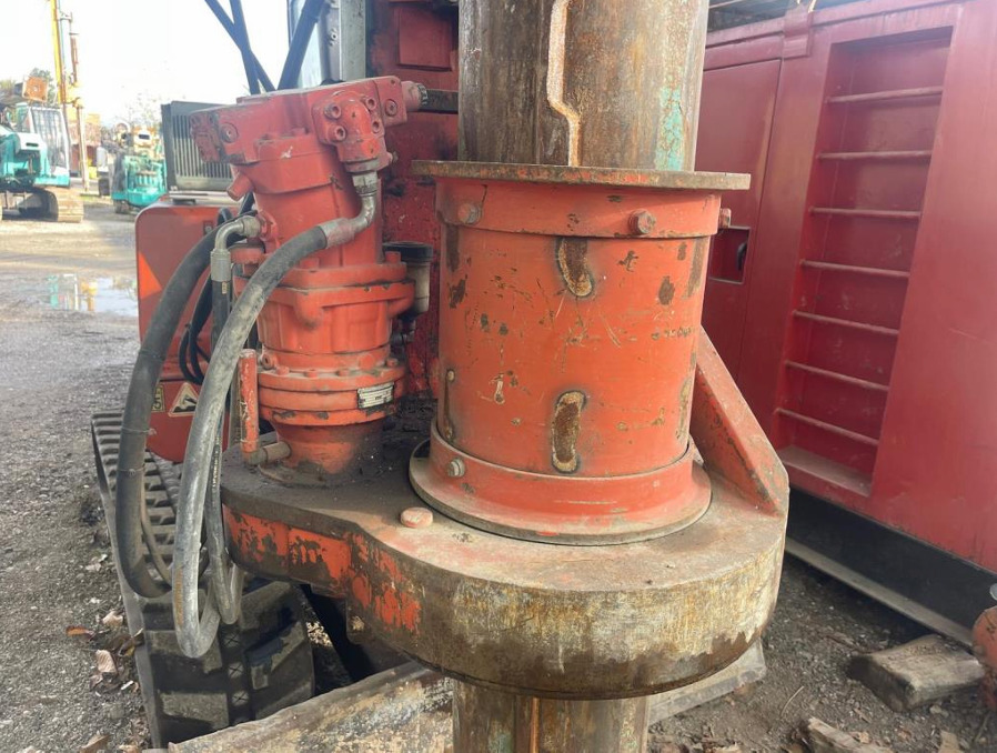 Tescar CF2.5A - Martillo de hinca de pilotes: foto 3 Tescar CF2.5A - Martillo de hinca de pilotes: foto 3