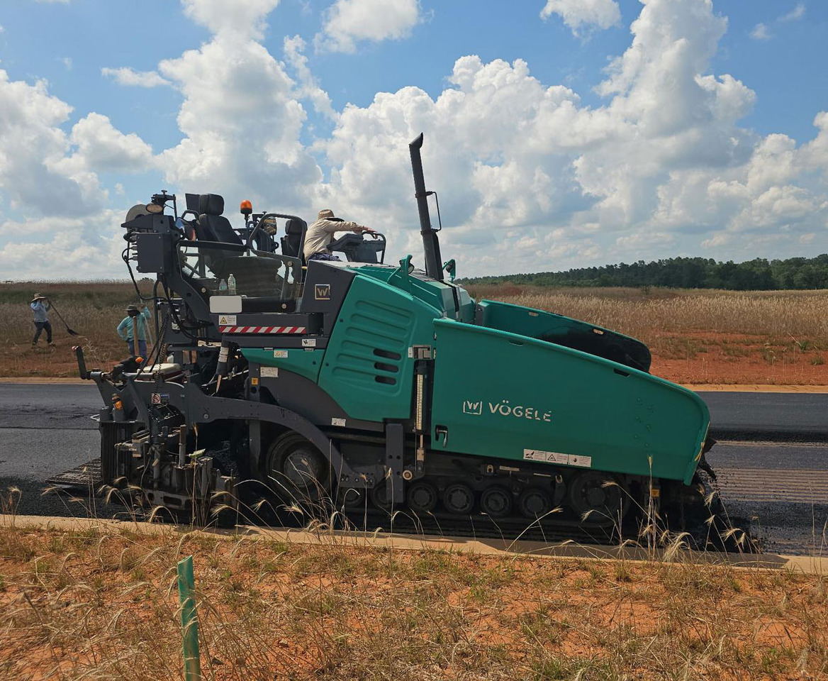 Vogele Super 1700-3i - Pavimentadora de asfalto: foto 1 Vogele Super 1700-3i - Pavimentadora de asfalto: foto 1