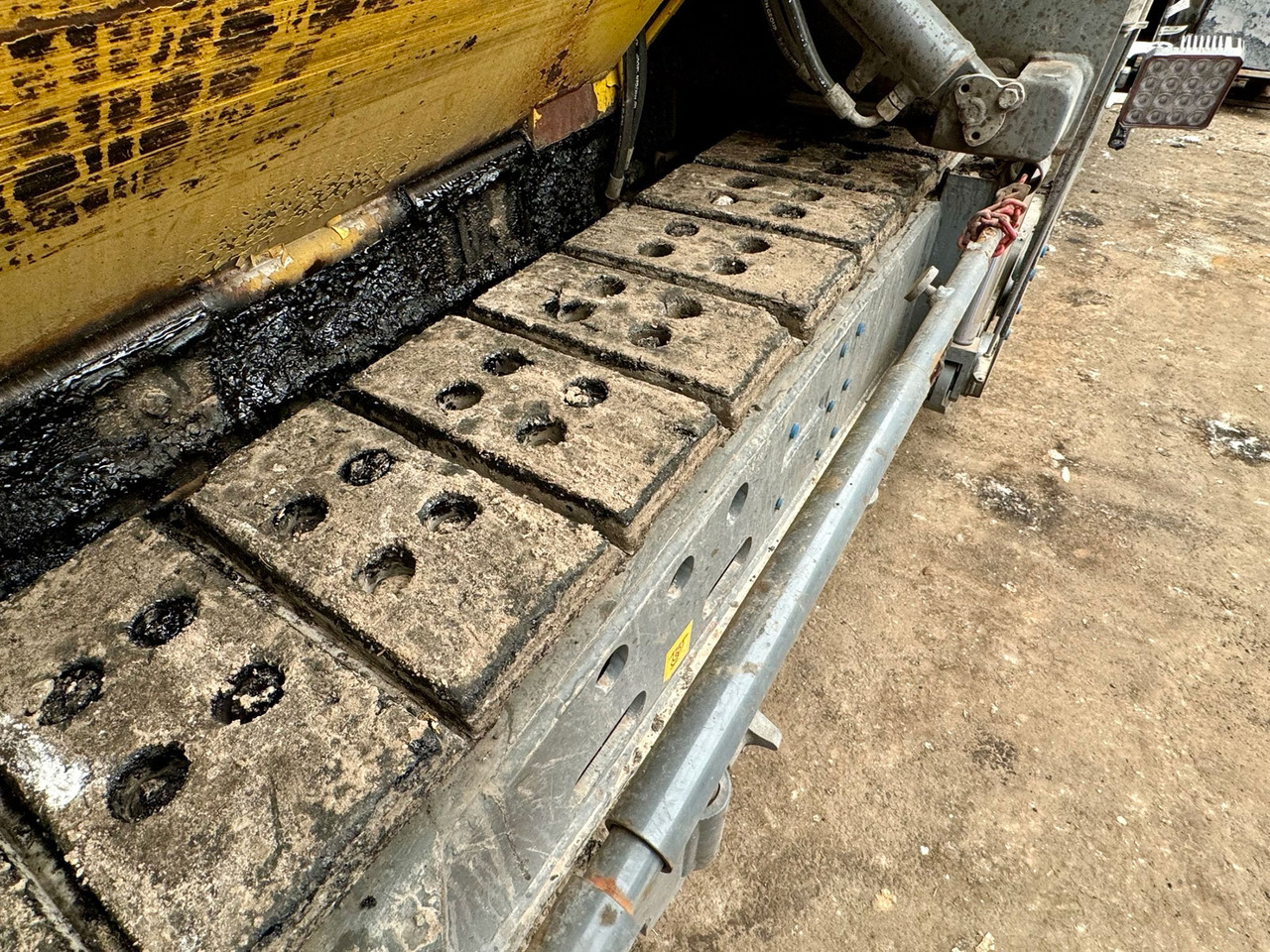 Vogele Super 1800-3i - Pavimentadora de asfalto: foto 5 Vogele Super 1800-3i - Pavimentadora de asfalto: foto 5