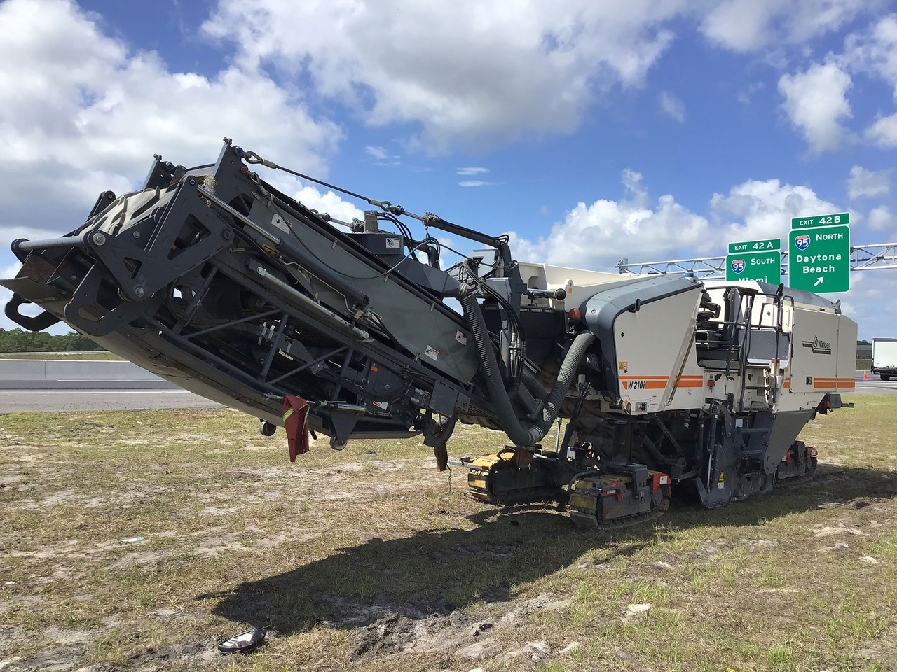 Wirtgen W 210 i - Fresadora en frío: foto 3 Wirtgen W 210 i - Fresadora en frío: foto 3