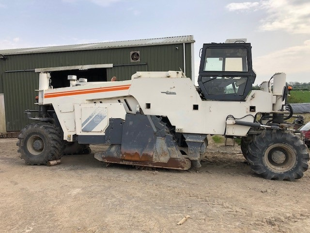 Wirtgen WR 2500 SK - Estabilizador de suelos: foto 1 Wirtgen WR 2500 SK - Estabilizador de suelos: foto 1
