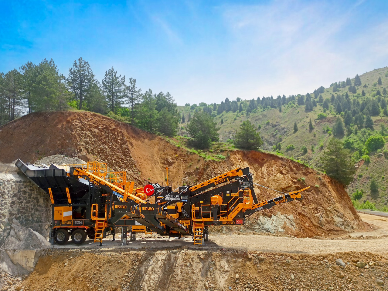 FABO Mining machinery-crushing plant - Maquinaria para minería: foto 1 FABO Mining machinery-crushing plant - Maquinaria para minería: foto 1