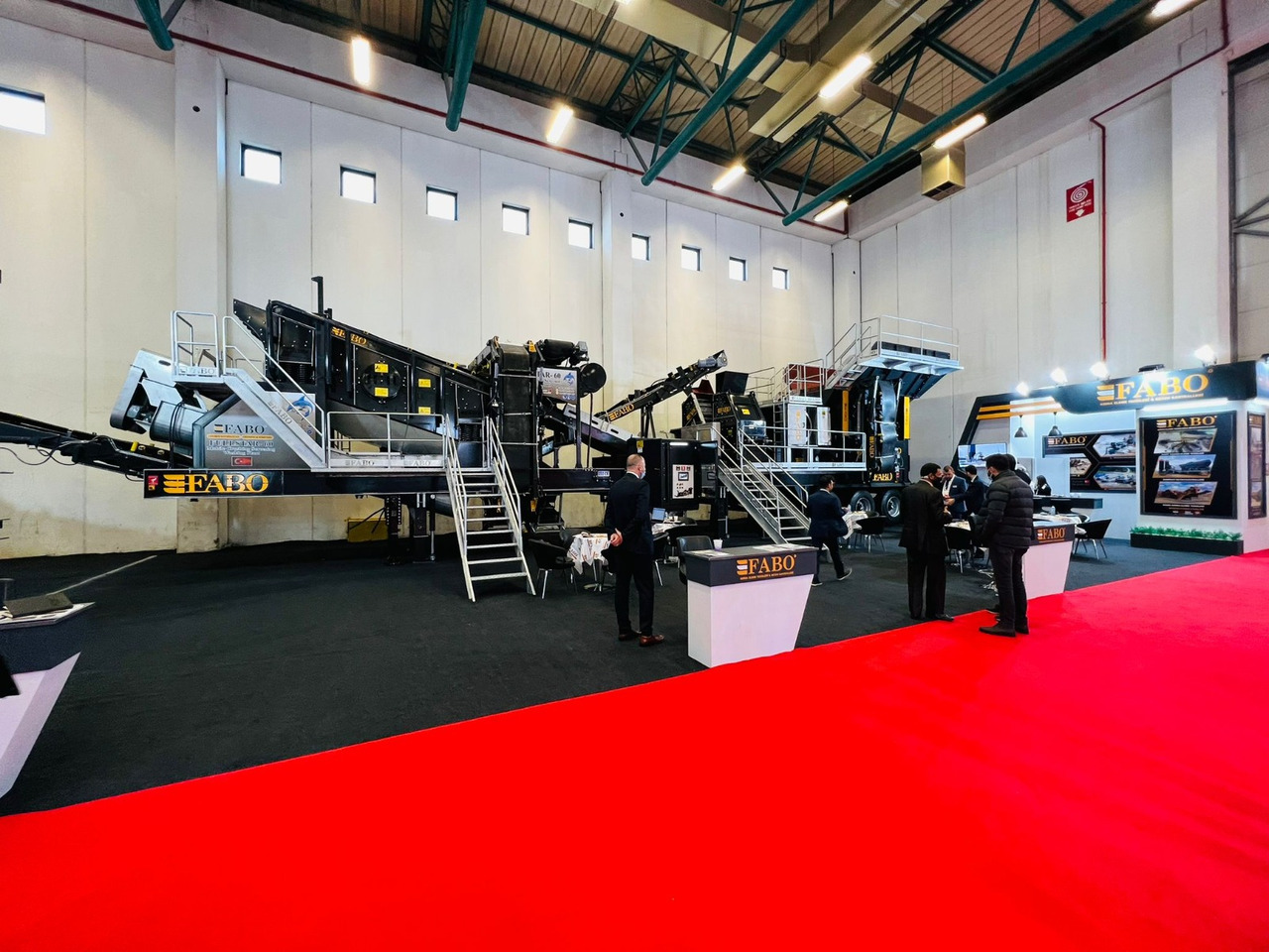 Trituradora móvil nuevo FABO Mobile crusher: foto 8 Trituradora móvil nuevo FABO Mobile crusher: foto 8