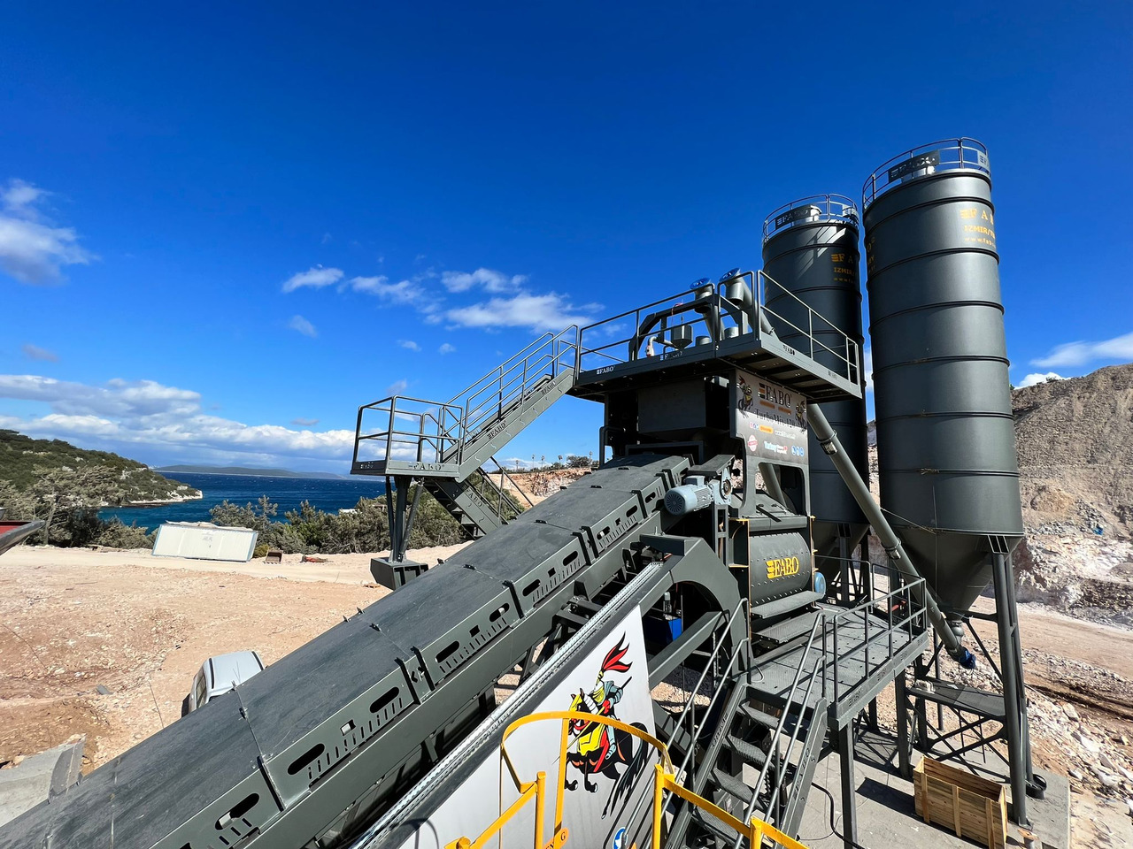 FABO mobile concrete batching plant - Planta de hormigón: foto 4 FABO mobile concrete batching plant - Planta de hormigón: foto 4