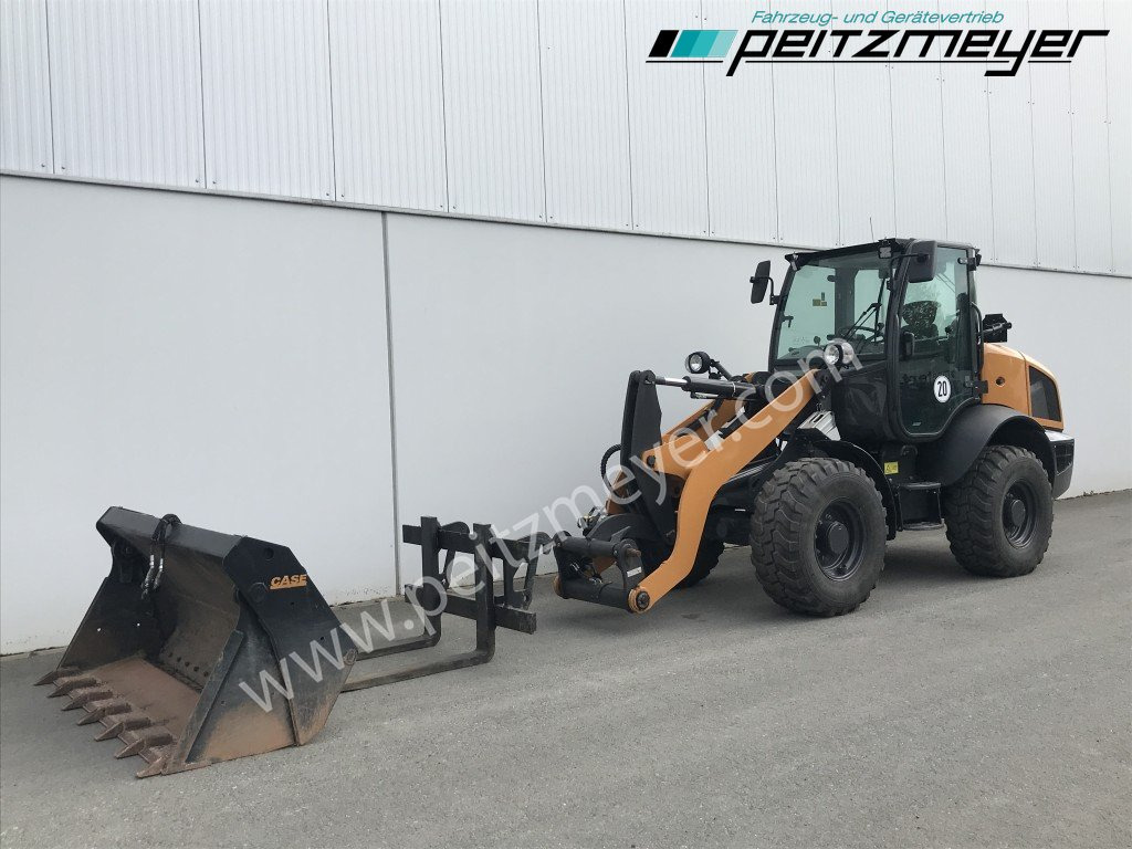 CASE Radlader 321 F 4 in 1 Schaufel + Palettengabel - Cargadora de ruedas: foto 1 CASE Radlader 321 F 4 in 1 Schaufel + Palettengabel - Cargadora de ruedas: foto 1