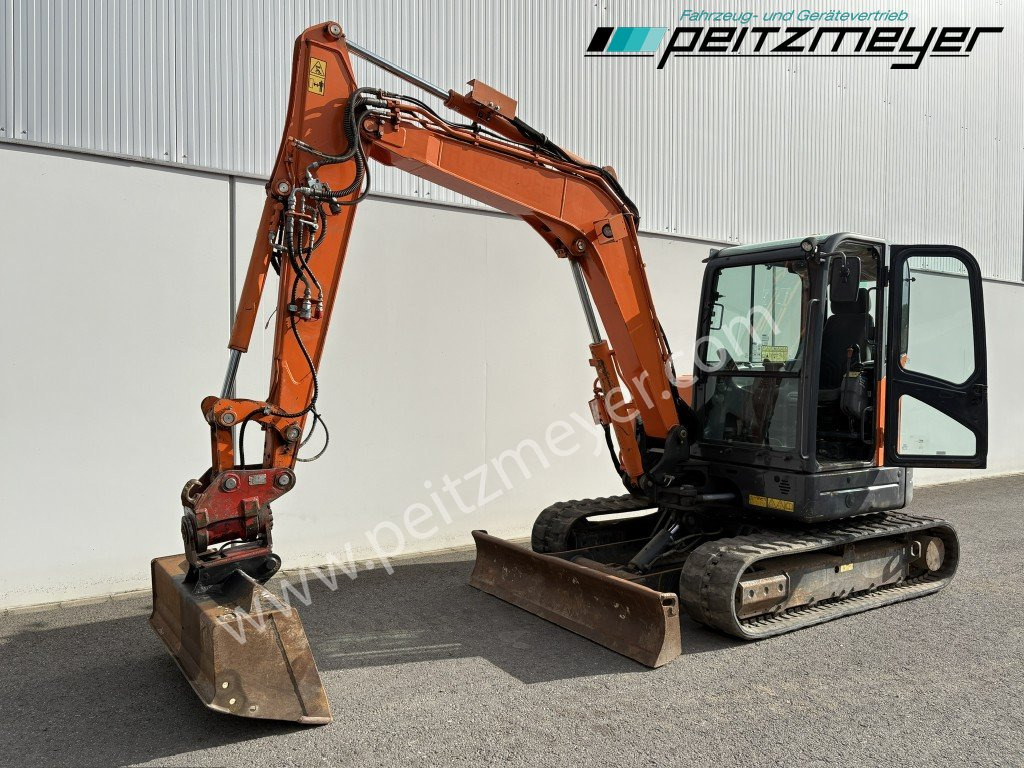 Doosan Kettenbagger DX 63-3 PowerTilt 070 , MS 03, mehrfach vorhanden - Miniexcavadora: foto 1 Doosan Kettenbagger DX 63-3 PowerTilt 070 , MS 03, mehrfach vorhanden - Miniexcavadora: foto 1