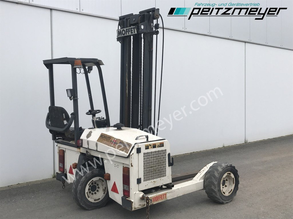 Moffett Mitnahmestapler M 2003 STM Allrad - Carretilla elevadora transportable: foto 4 Moffett Mitnahmestapler M 2003 STM Allrad - Carretilla elevadora transportable: foto 4
