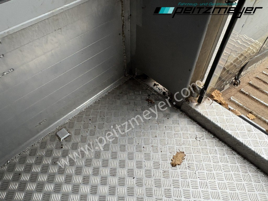 Camión transporte de ganado Scania G 450 6x2, Kaba 3-Stock, Hubdach Lenk + Lift,: foto 38 Camión transporte de ganado Scania G 450 6x2, Kaba 3-Stock, Hubdach Lenk + Lift,: foto 38