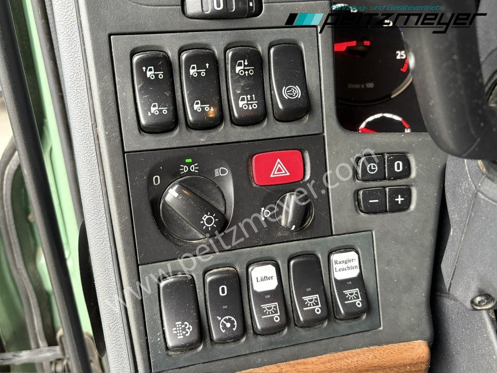 Camión transporte de ganado Scania G 450 6x2, Kaba 3-Stock, Hubdach Lenk + Lift,: foto 30 Camión transporte de ganado Scania G 450 6x2, Kaba 3-Stock, Hubdach Lenk + Lift,: foto 30