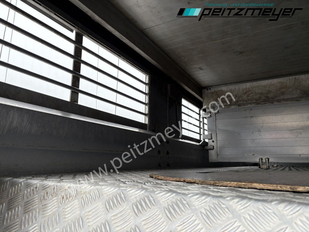 Camión transporte de ganado Scania G 450 6x2, Kaba 3-Stock, Hubdach Lenk + Lift,: foto 35 Camión transporte de ganado Scania G 450 6x2, Kaba 3-Stock, Hubdach Lenk + Lift,: foto 35