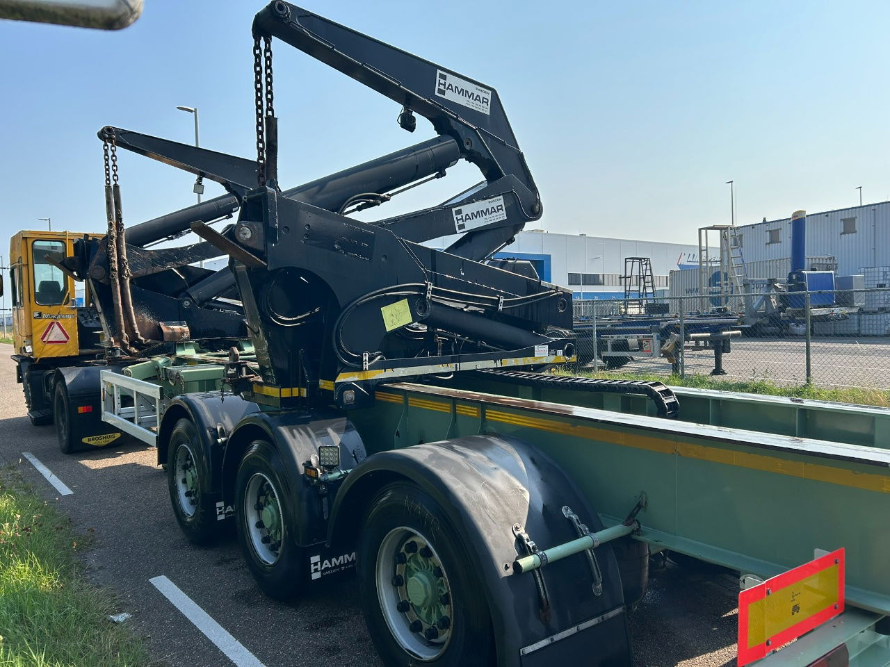 Hammar 195 HC / 20 ft, 2 x 20 ft 40 ft HC, power pack Diesel, Wireless controller 2 x, telescopic chassis - Semirremolque portacontenedore/ Intercambiable: foto 3 Hammar 195 HC / 20 ft, 2 x 20 ft 40 ft HC, power pack Diesel, Wireless controller 2 x, telescopic chassis - Semirremolque portacontenedore/ Intercambiable: foto 3