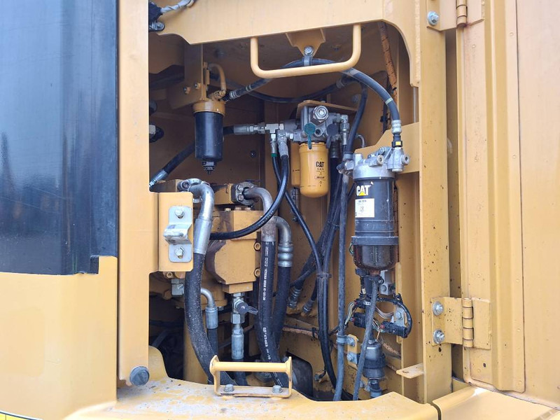 Excavadora de cadenas Cat 325FL CR (With Trimble 3D GPS): foto 10