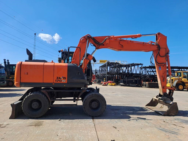 Hitachi ZX 170 W-5 B - Excavadora de ruedas: foto 5 Hitachi ZX 170 W-5 B - Excavadora de ruedas: foto 5