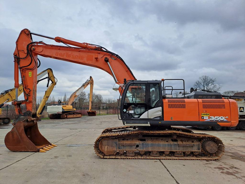 Hitachi ZX350LC-6 - Excavadora de cadenas: foto 1 Hitachi ZX350LC-6 - Excavadora de cadenas: foto 1