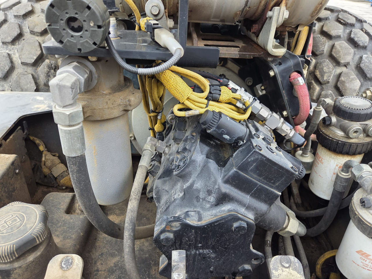 Compactador BOMAG BW177D-5: foto 23