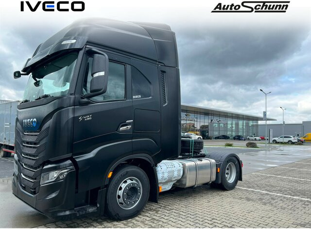 IVECO S-Way AS440S49T/P - AF4T COMFORT+AERO+ LED+NAVI... - Cabeza tractora: foto 1 IVECO S-Way AS440S49T/P - AF4T COMFORT+AERO+ LED+NAVI... - Cabeza tractora: foto 1