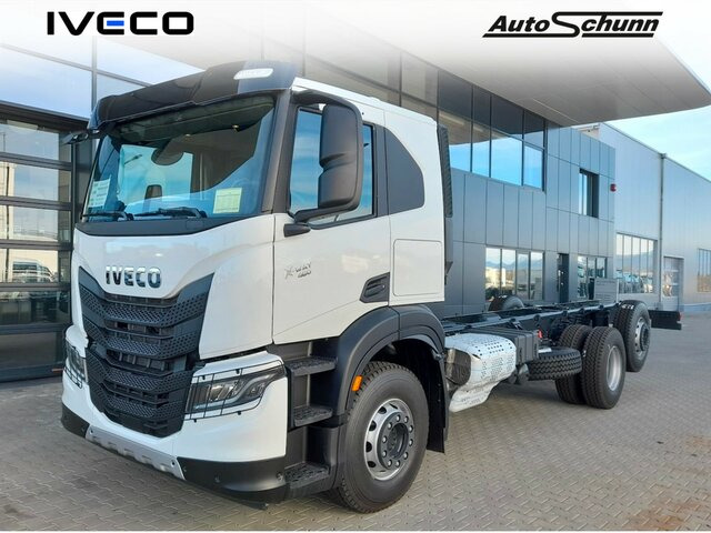 IVECO X-Way AT280X46Y/PS ON+ FULL LED-DAB-BT... - Camión chasis: foto 1 IVECO X-Way AT280X46Y/PS ON+ FULL LED-DAB-BT... - Camión chasis: foto 1