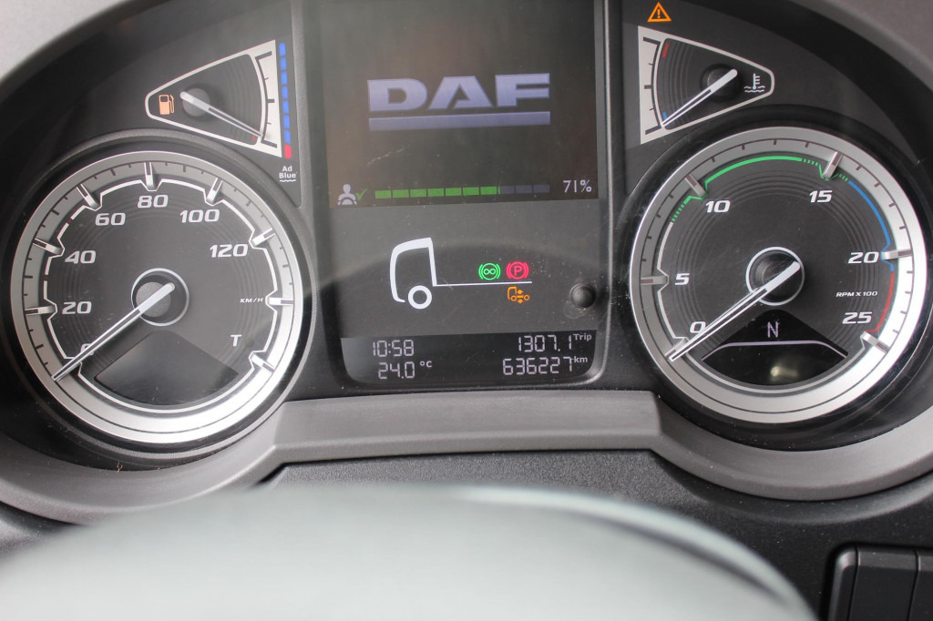 Daf XF 480 SC Retarder ACC LDWS Standklima Kühlbox - Cabeza tractora: foto 4 Daf XF 480 SC Retarder ACC LDWS Standklima Kühlbox - Cabeza tractora: foto 4