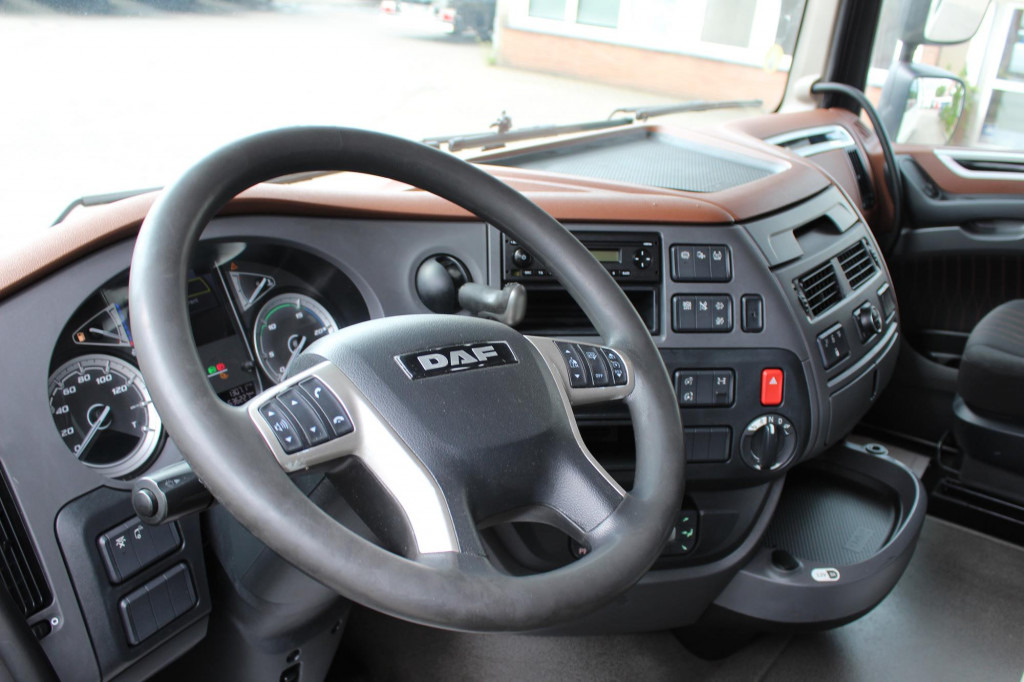 Daf XF 480 SC Retarder ACC LDWS Standklima Kühlbox - Cabeza tractora: foto 3 Daf XF 480 SC Retarder ACC LDWS Standklima Kühlbox - Cabeza tractora: foto 3