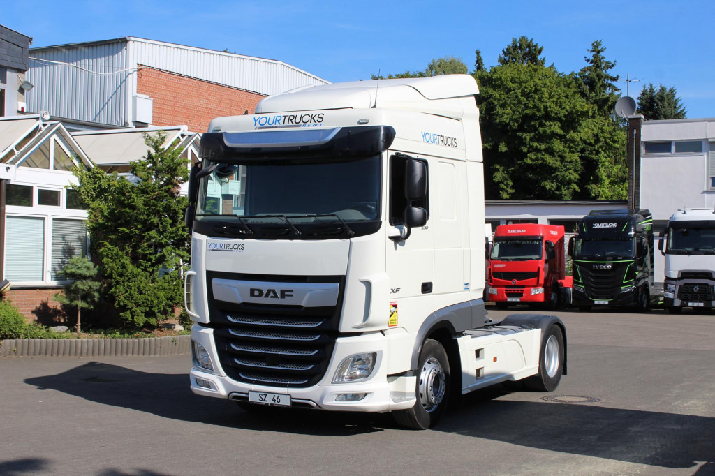 Daf XF 530 SC Retarder ACC LDWS Standklima Kühlbox - Cabeza tractora: foto 1 Daf XF 530 SC Retarder ACC LDWS Standklima Kühlbox - Cabeza tractora: foto 1