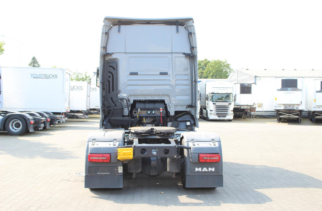 Cabeza tractora MAN TGX 18.520 XXL D38   Retarder   MOTOR GERÄUSCHE: foto 11